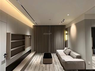 Giá rẻ nhất. cho thuê chính chủ 3pn full 148m2 giá chỉ từ 22 triệu. discovery complex 302 cầu giấy
