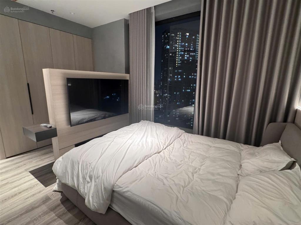 Giá rẻ nhất. cho thuê chính chủ 3pn full 148m2 giá chỉ từ 22 triệu. discovery complex 302 cầu giấy
