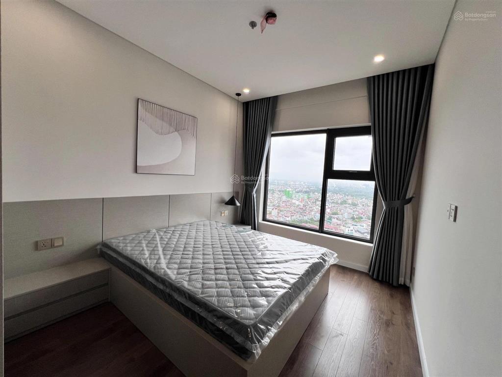 Em có căn 2 ngủ cho thuê chính chủ. giá 16 triệu. tại hoàng thành pearl, 55 nguyễn văn giáp