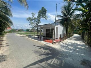 Mua đất tặng nhà kiốt mặt tiền xóm bầu