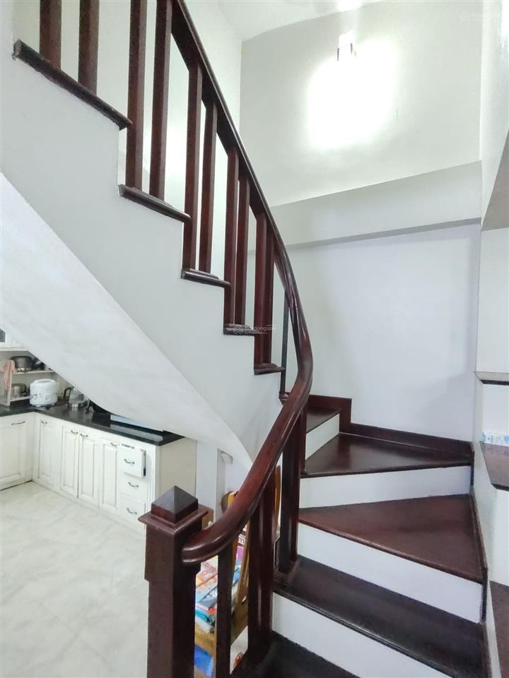 Bán nhà mặt phố tại bờ sông sét, 14 tỷ vnd, 40 m2, chính chủ, giá siêu hời