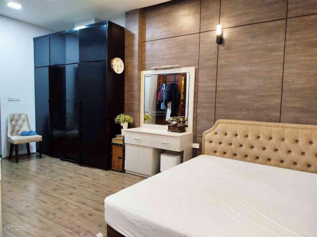 Bán nhà phố kim đồng ô tô tránh kinh doanh 13.3 tỷ không quy hoạch