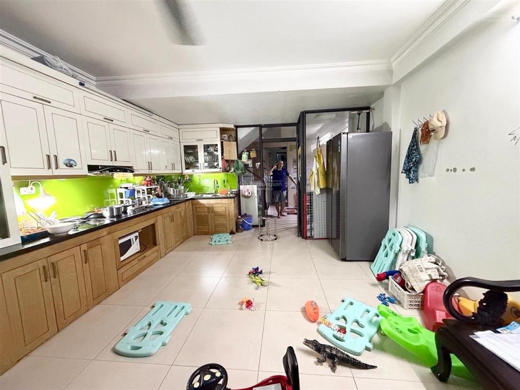 Bán nhà riêng tại minh khai, 11,2 tỷ, 100m2, 9pn, 10wc, pháp lý đầy đủ, giá siêu hời!