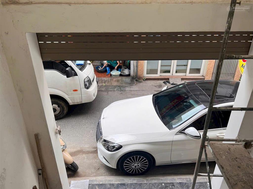 Bán mảnh đất đẹp mặt phố phùng khoang, nở hậu, siêu kd tấp nập ngày đêm,vừa ở vừa kinh doanh