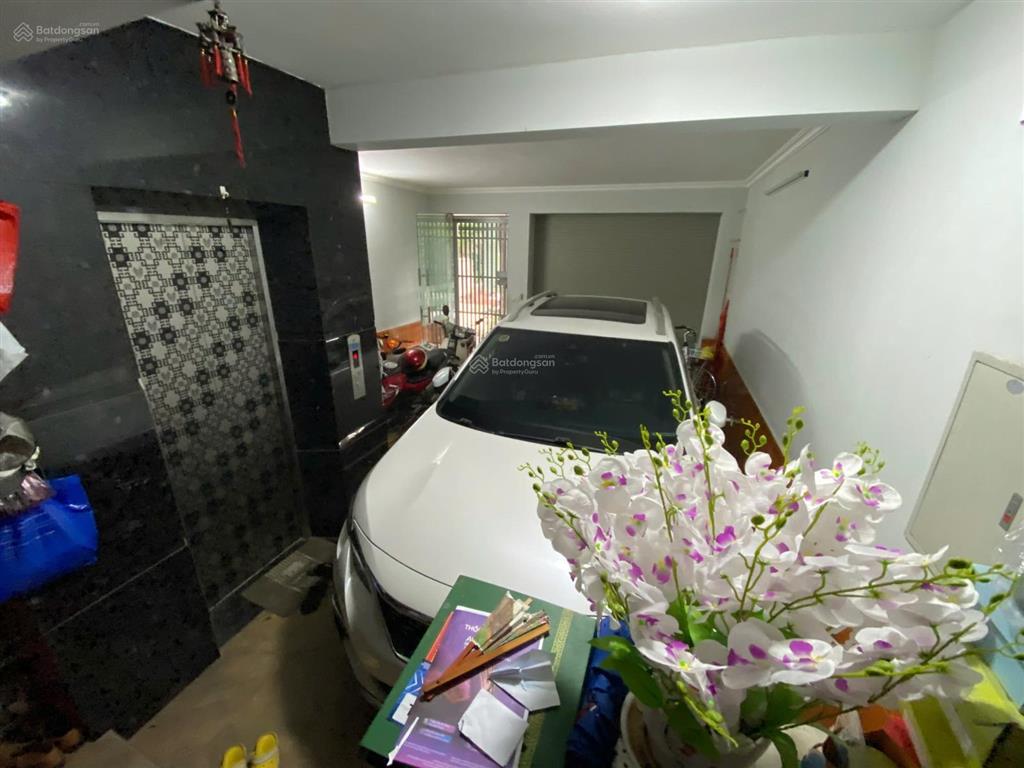 Bán dịch vụ vạn phúc 5 tầng thang máy, cạnh trường vạn bảo, giá đầu tư