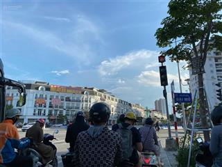 Liền kề sang sịn mịn  6 tầng thang máy vị trí đẹp nhất khu louis city