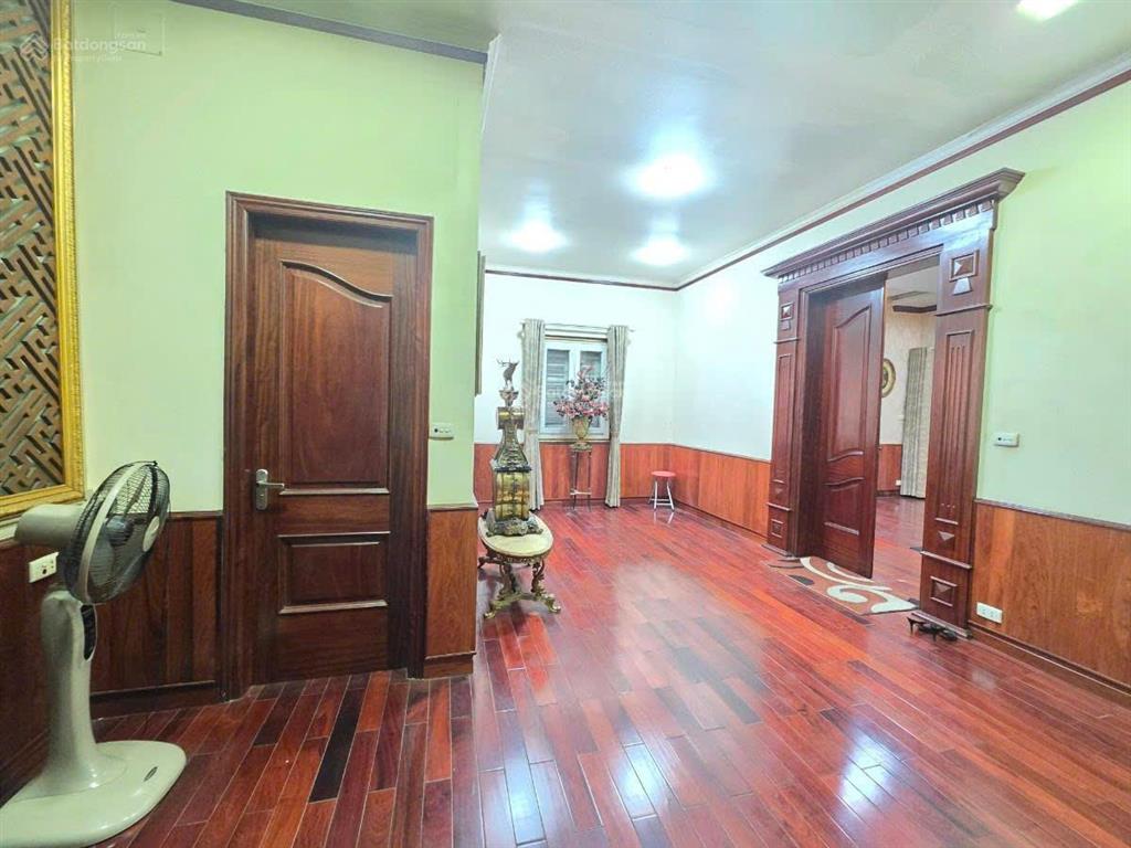 Chính chủ bán gấp mặt đường trung văn, chỉ 30 tỷ, 6 tầng thang máy, 90m, vỉa hè rộng, kd sầm uất