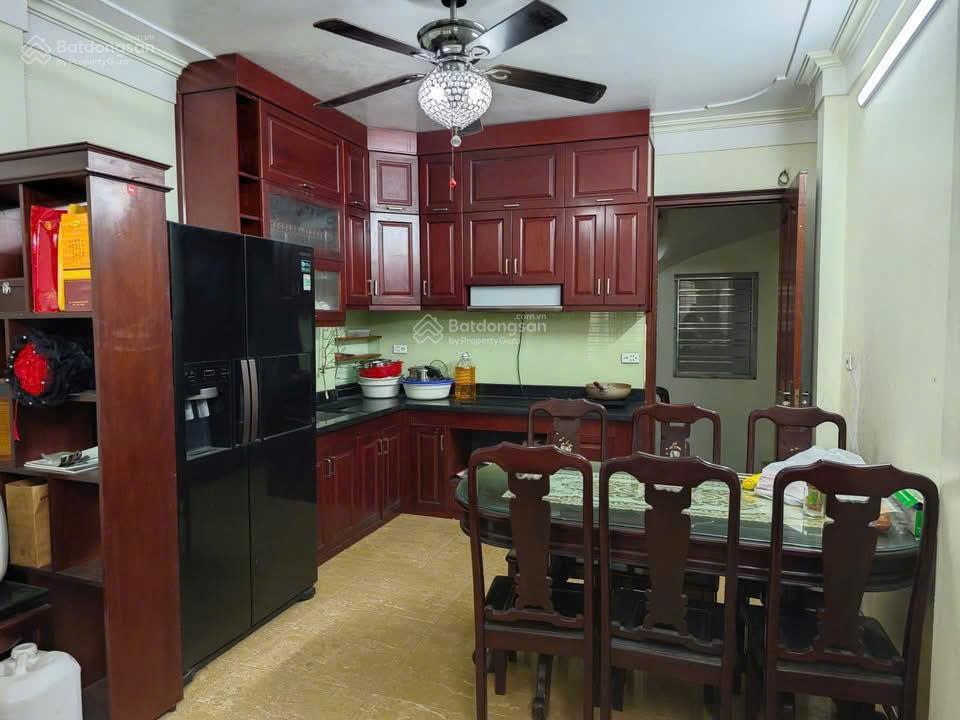 Chính chủ bán nhà 3 tầng  mặt phố phùng khoang  kd bất chấp  dòng tiền  giá chỉ hơn 10 tỷ