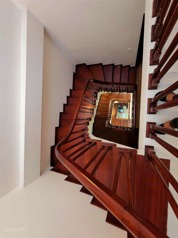 Sốc hơn 12 tỷ  dv xala 50m*5 tầng*mt5m  thông số vàng  ô chờ thang máy phân lô vỉa hè, kd đỉnh