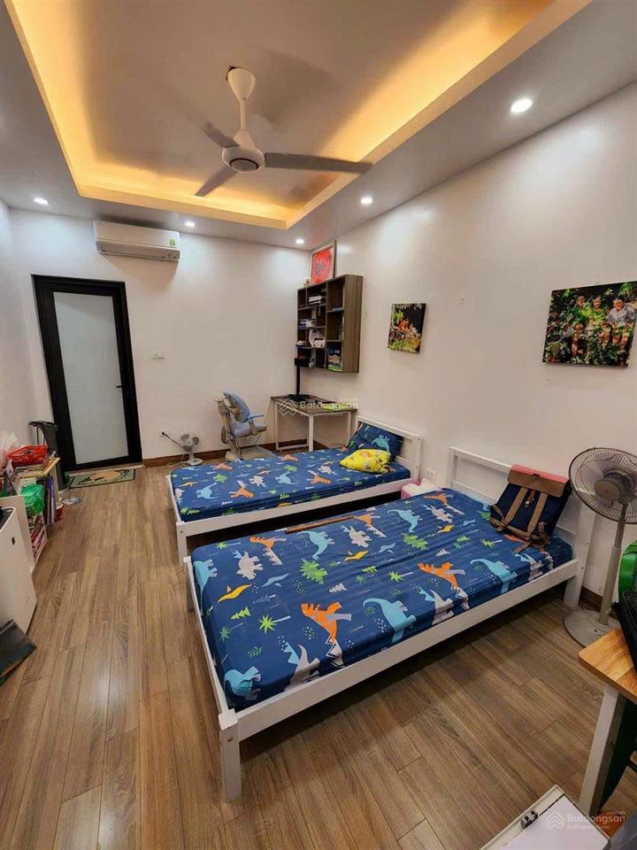 Sốc hơn 12 tỷ  dv xala 50m*5 tầng*mt5m  thông số vàng  ô chờ thang máy phân lô vỉa hè, kd đỉnh