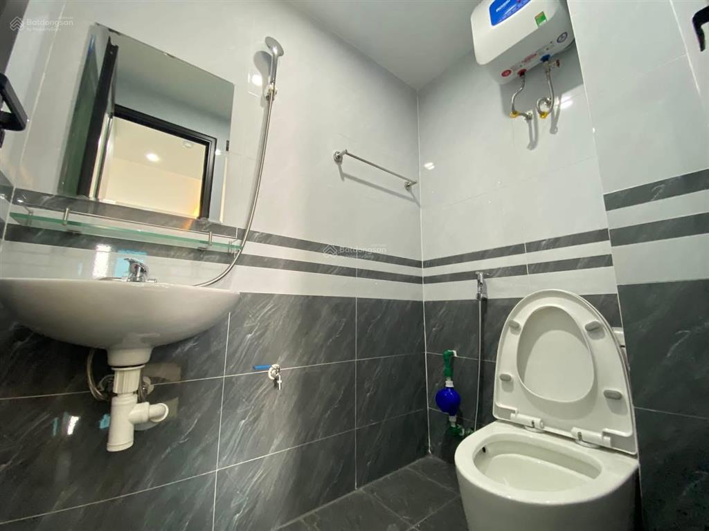 Hơn 10 tỷ  tặng gpxd 7 tầng  1 tum, sở hữu ngay vị trí đắc địa gần hồ phú diễn  gà đẻ trứng vàng