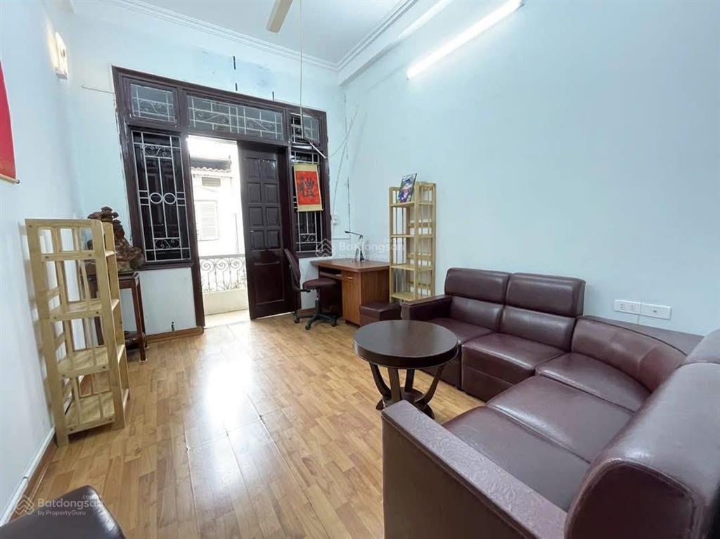 Bán căn hoa hậu  2 mặt thoáng  hàng xóm vinhomes  phù hợp xây ccmn  chỉ hơn 100tr/m2