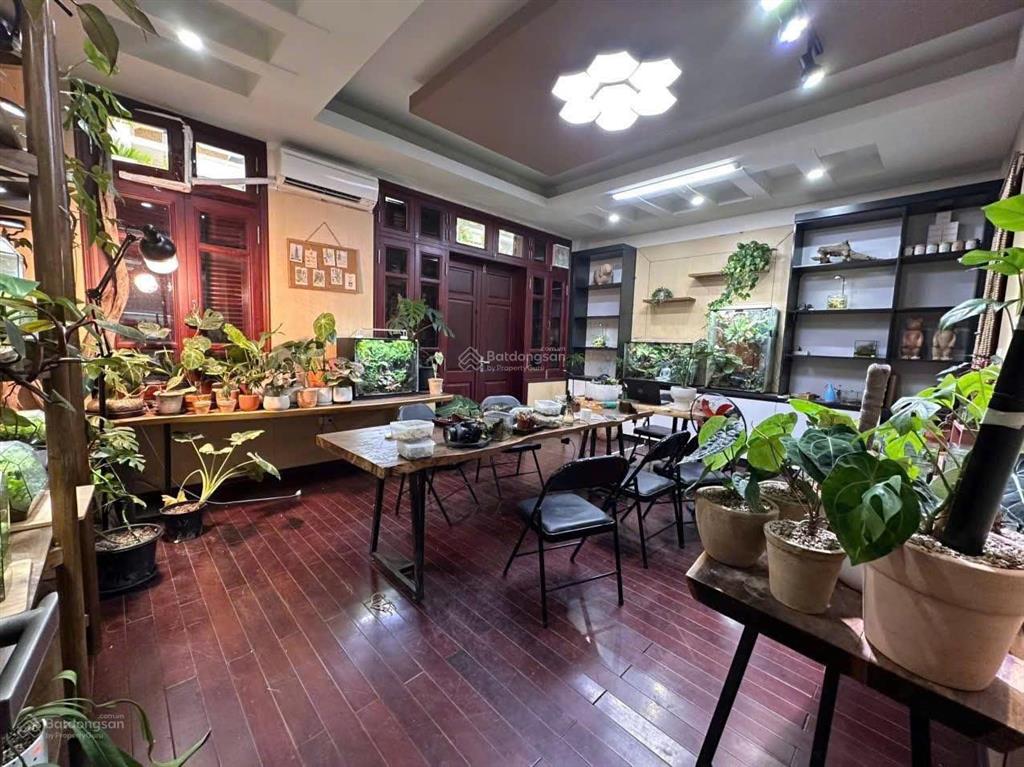 Siêu hiếm kđt trung hòa, trung kính, 80m, mt6m, vỉa hè ô tô tránh đỗ ngày đêm, vị trí trung tâm