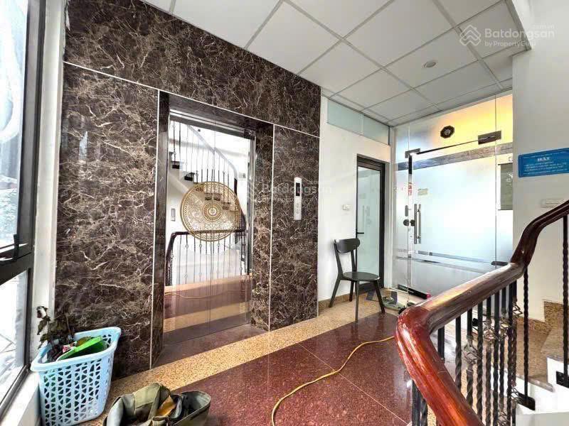 Hàng hiếm mặt đường trung văn  80m  5 tầng thang máy  mt 5.1m  2 mặt đường  dòng tiền ổn định