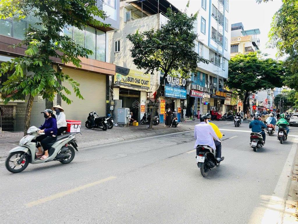 Chỉ hơn 400tr/m2  mặt phố khương đình giá mặt ngõ  sổ đỏ đẹp vỉa hè đá bóngkd đỉnhqh ổn định