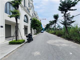 Chỉ 28 tỷ liền kề thô 140m hinode royal | mt khủng 7.5m | ô chờ thang máy 2 thoáng | sổ đỏ trao tay