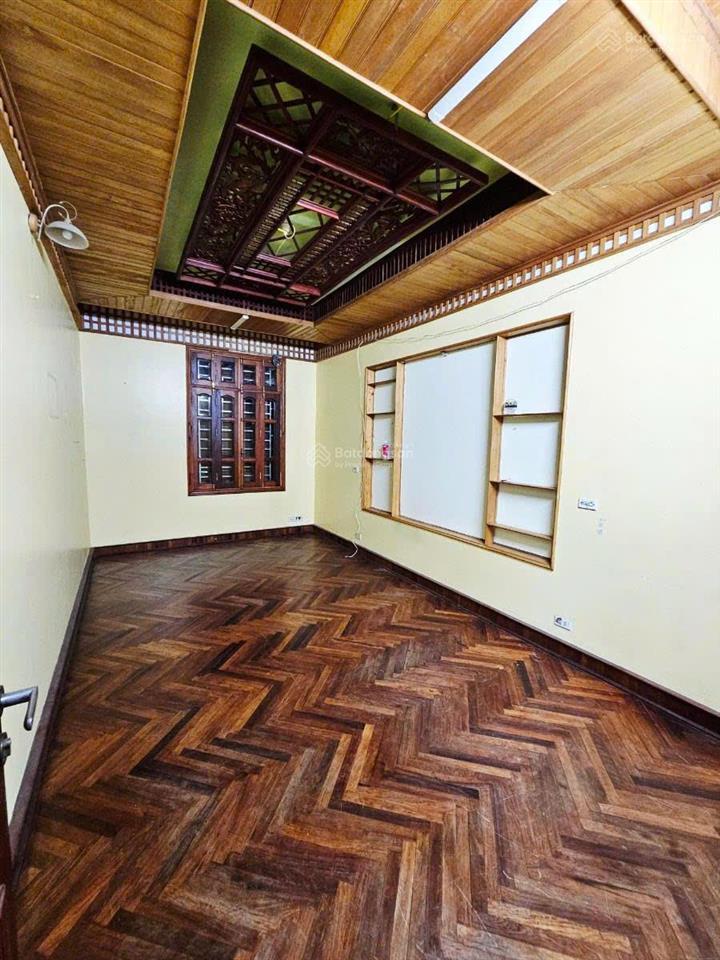Lk phùng khoang chỉ hơn 20 tỷ cạnh làng việt kiều châu âu 100m² * 4 tầng * mt 8m siêu đẹp full nt