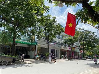 Lk phùng khoang chỉ hơn 20 tỷ cạnh làng việt kiều châu âu 100m² * 4 tầng * mt 8m siêu đẹp full nt