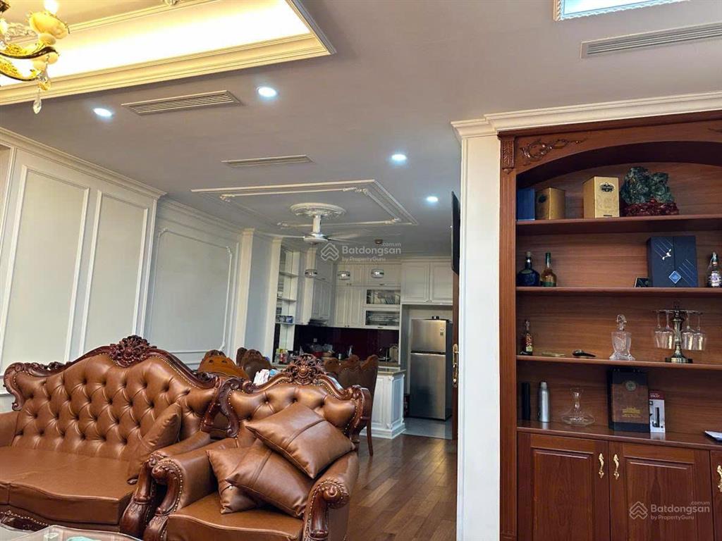 Siêu hiếm liền kề hd mon 6 tầng thang máy mặt tiền 6m hơn 40 tỷ vị trí cực đẹp trong khu đô thị