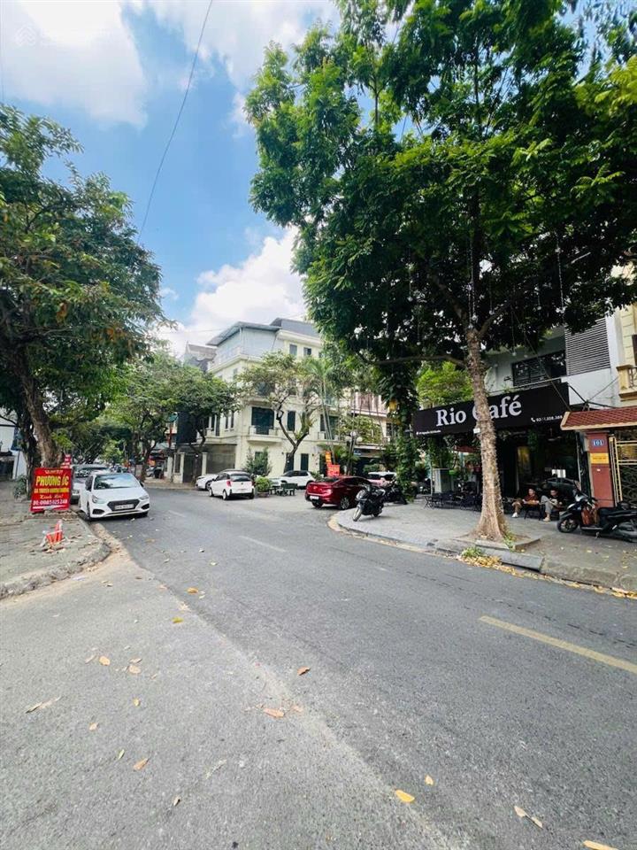 Chỉ hơn 30 tỷ mặt phố nguyễn bá khoản  trung hòa kd sầm uất vỉa hè đá bóng  quy hoạch ổn định