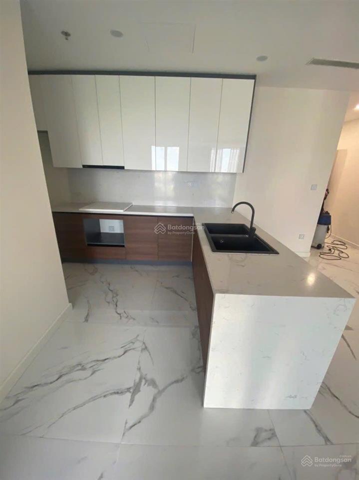 Chính chủ gửi bán gấp căn hộ 1603 100 triệu/m2, 86m2 đẹp xuất sắc! rõ ràng giá hời khu vực