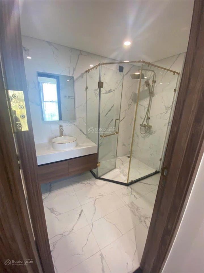 Chính chủ gửi bán gấp căn hộ 1603 100 triệu/m2, 86m2 đẹp xuất sắc! rõ ràng giá hời khu vực