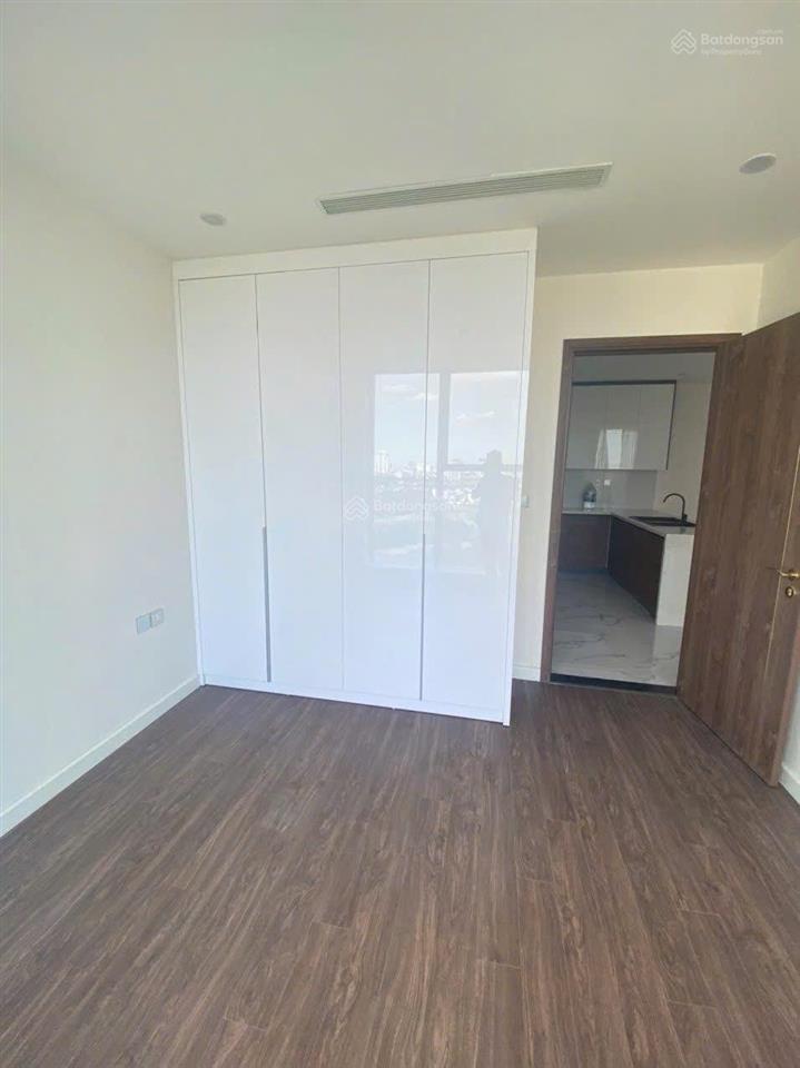 Chính chủ gửi bán gấp căn hộ 1603 100 triệu/m2, 86m2 đẹp xuất sắc! rõ ràng giá hời khu vực
