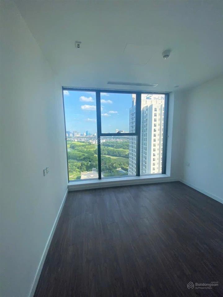 Chính chủ gửi bán gấp căn hộ 1603 100 triệu/m2, 86m2 đẹp xuất sắc! rõ ràng giá hời khu vực
