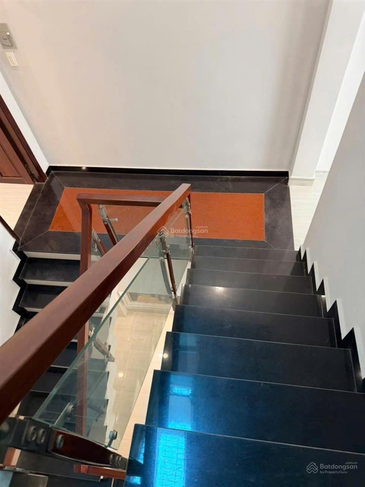 Bán nhà hxh nguyễn văn khối p11 gò vấp 4x16m, 4 tầng 5pn. 8 tỷ