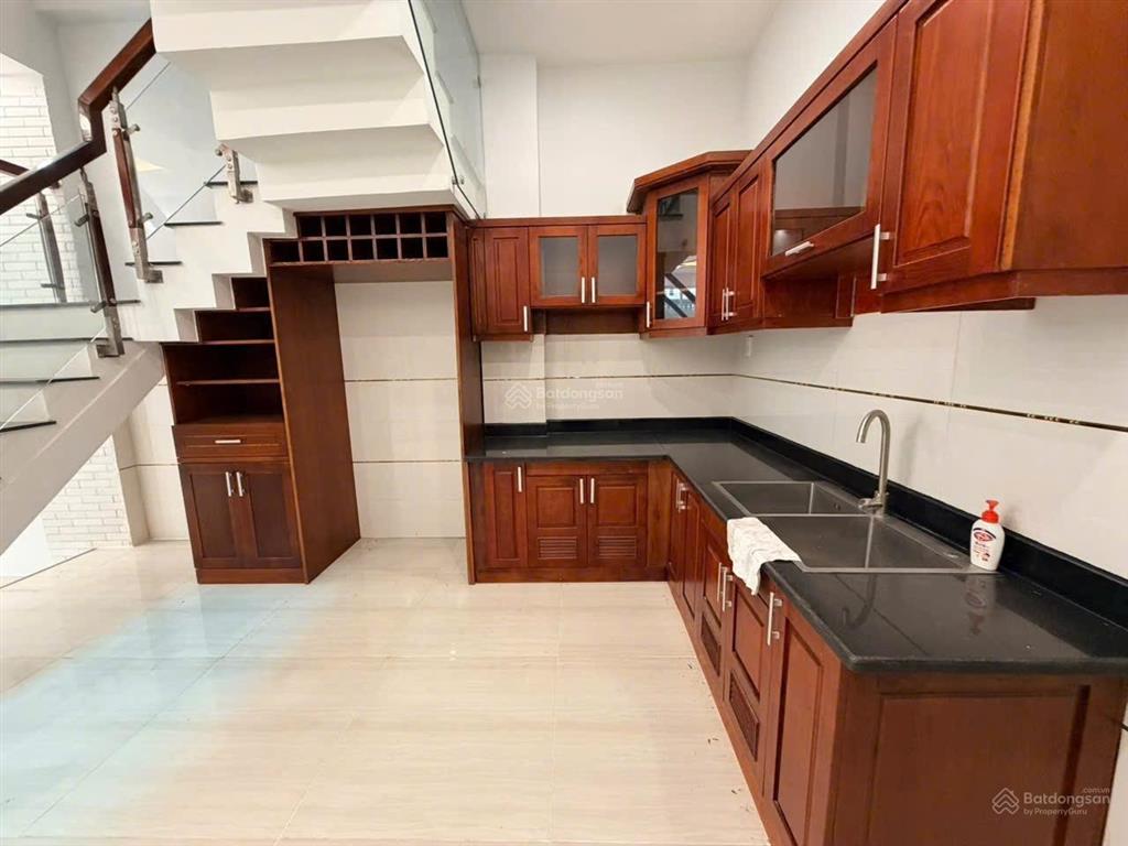 Bán nhà hxh nguyễn văn khối p11 gò vấp 4x16m, 4 tầng 5pn. 8 tỷ