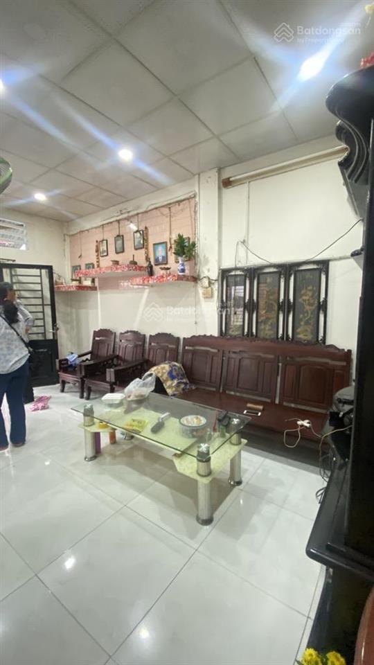 62m2 4,5m x 13,7m hẻm 6 mét cmt8 tân bình giá chào 9.2 tỷ