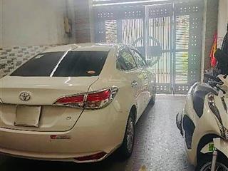 9.5 tỷ 4,2m x 22m = 94m2 x 5 tầng  ngay mũi tàu cộng hoà tân bình