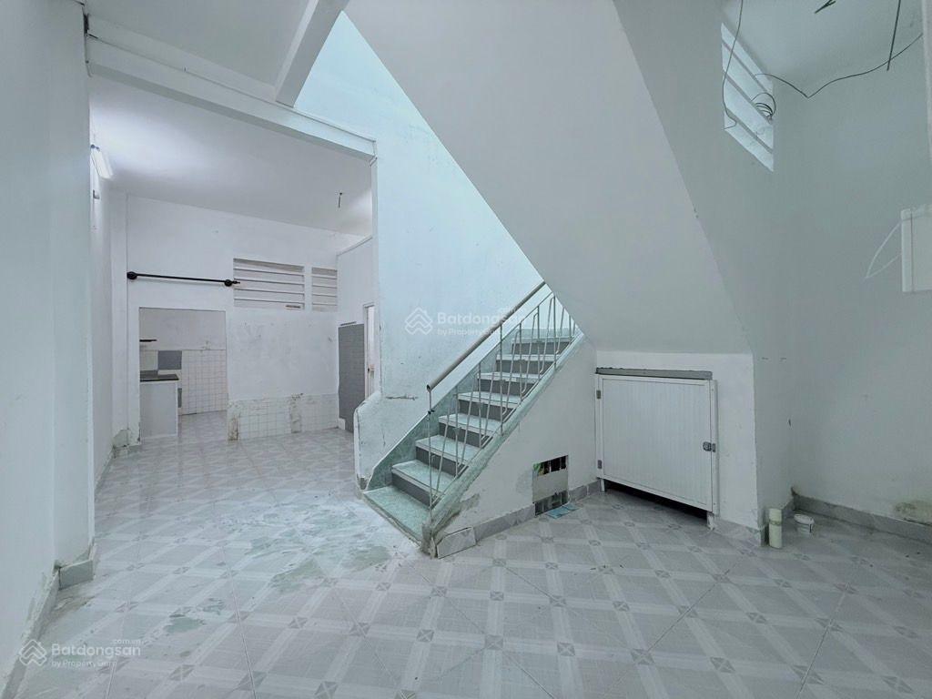 100m2 4,5m x 22,2m hxh 5 căn ra mặt tiền quận phú nhuận