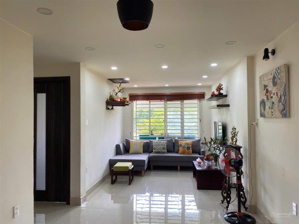 Chỉ 3 tỷ 950 triệu  sở hữu căn hộ lầu 2 view kệnh nhiêu lộc