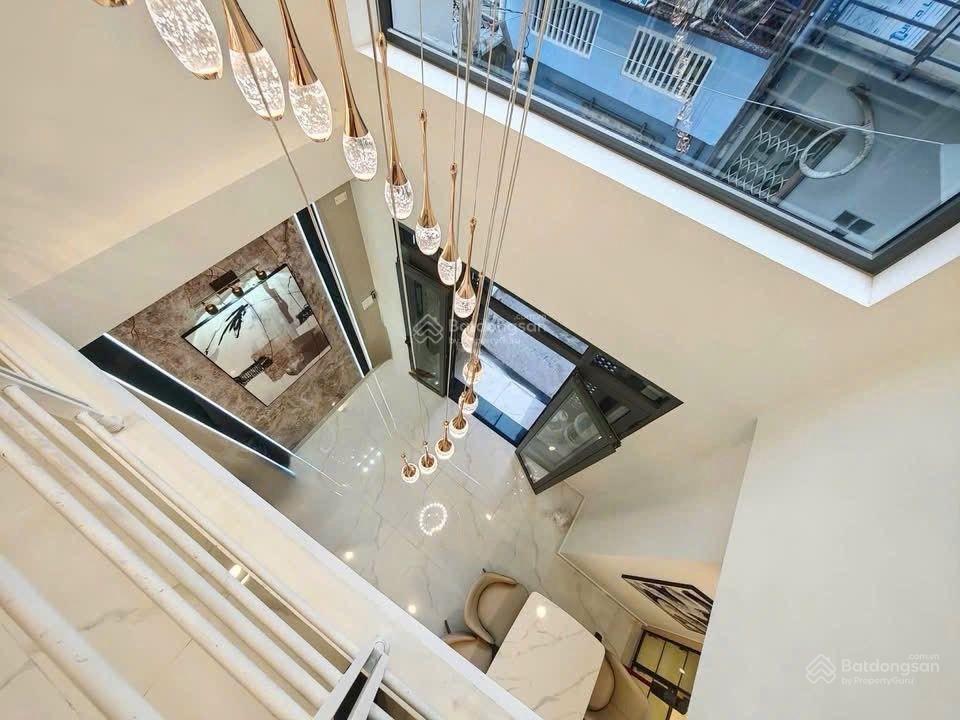 Nguyễn đình chiểu quận 3 4 tầng  full nội thất chỉ 8.4 tỷ