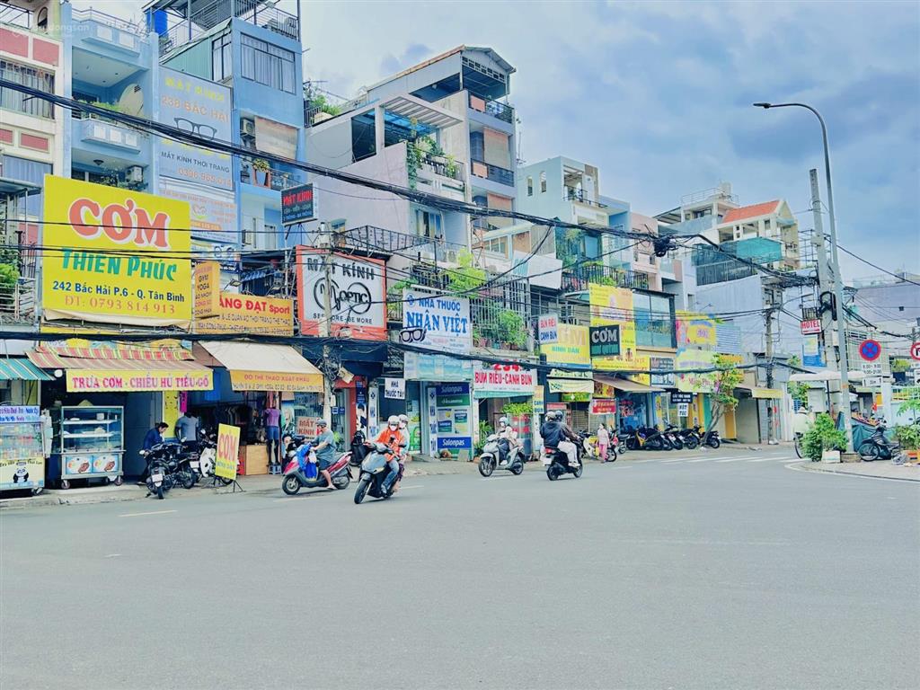 Mặt tiền đường bắc hải quận 10  98m²  4 tầng  đang cho thuê 45 triệu / tháng