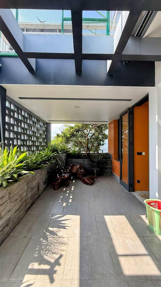 Biệt thự phạm hùng giảm 3 tỷ còn 30 tỷ  212m² cao cấp.