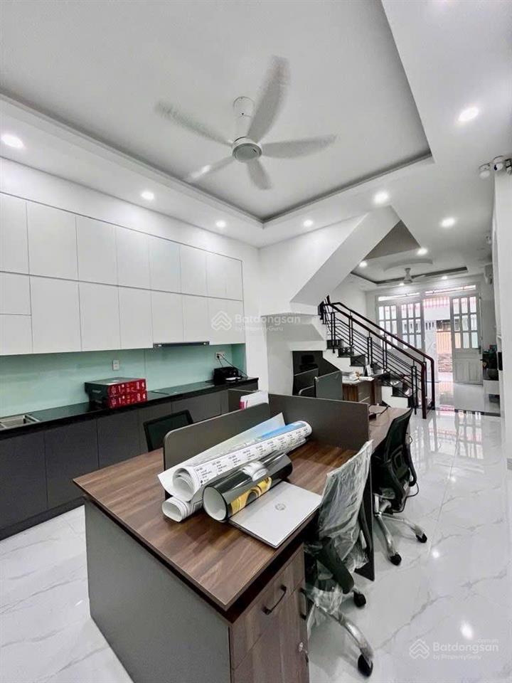 11.5 tỷ  4 tầng  hxh khu bàu cát thông thoáng  66m2 sẵn nội thất