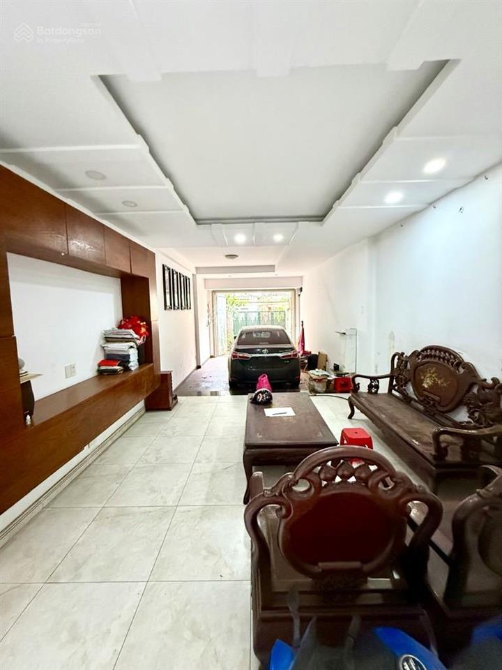 Bán nhà quận 3  150m ra lê văn sỹ 115m2 (4,1 x 28) vị trí kinh doanh tốt