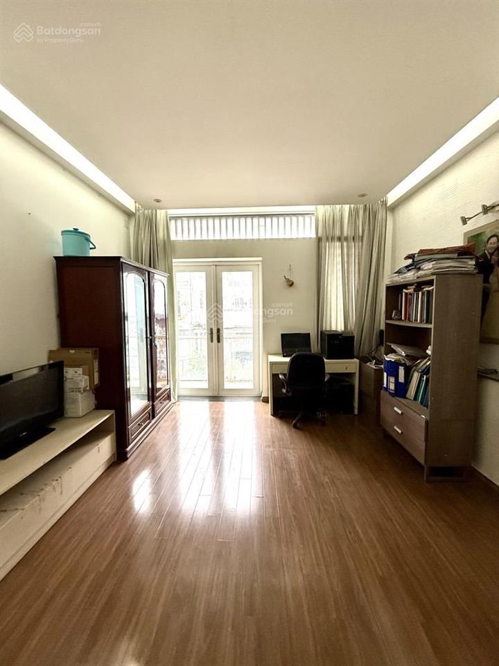 Bán nhà quận 3  150m ra lê văn sỹ 115m2 (4,1 x 28) vị trí kinh doanh tốt