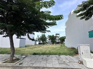 1 lô duy nhất tdc d2d long thành, dt 769. kế bên cổng chính view sân bay, 184m2. ra nhanh 2ty400