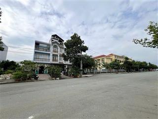 Kẹt tiền cần bán gấp lô đất kdc metro, tân kiên, bình chánh, dt100m², shr chỉ 3.8 tỷ