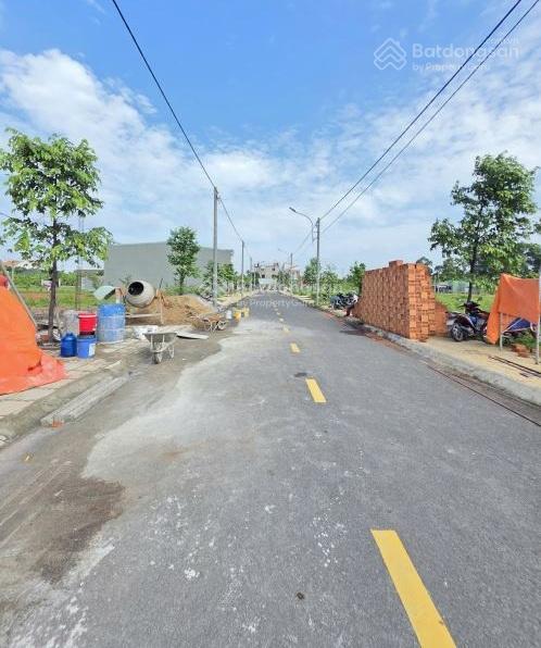 Chủ cần tiền bán gấp nền ngay ql51, giáp ranh dĩ an  shr sang tên công chứng ngay giá nhỉnh hơn 2t