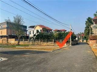 Em cần tiền gấp nên bán mảnh đất tại xã phú cát, quốc oai, hn, 100m2 full thổ cư giá 2 tỷ 680