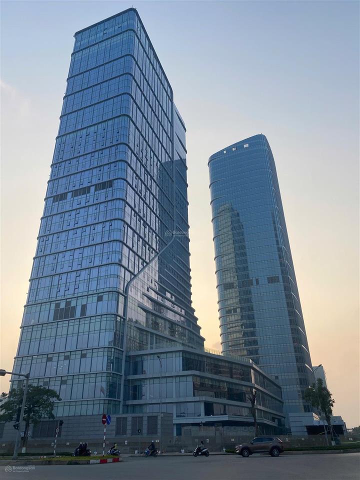 Chính chủ cần bán suất ngoại giao căn hộ tây hồ tây 3pn 122m2 giá rẻ hơn cđt 2tỷ. slot duy nhất