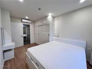 Chủ nhà chuyển công tác cần chuyển nhượng 2pn 74m2 giá 8,5tỷ tầng cao view hồ tây