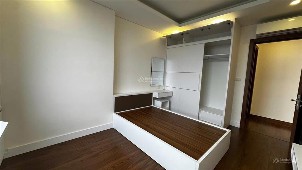 Mới ra! căn 95m2 n01t1 view hồ 3pn sẵn sổ giao dịch