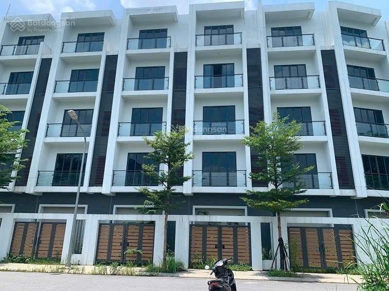 Bán liền kề phú diễn 5 tầng có sổ đỏ, giá 2x tỷ