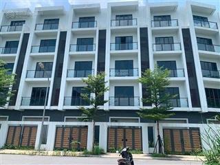 Bán liền kề phú diễn 5 tầng có sổ đỏ, giá 2x tỷ