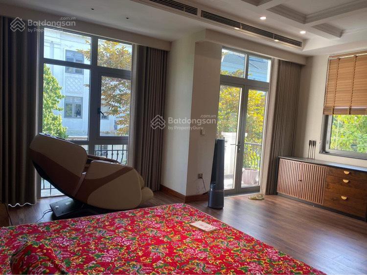 Cho thuê biệt thự vinhomes riverside nhà mới, sạch sẽ, vào ở ngay